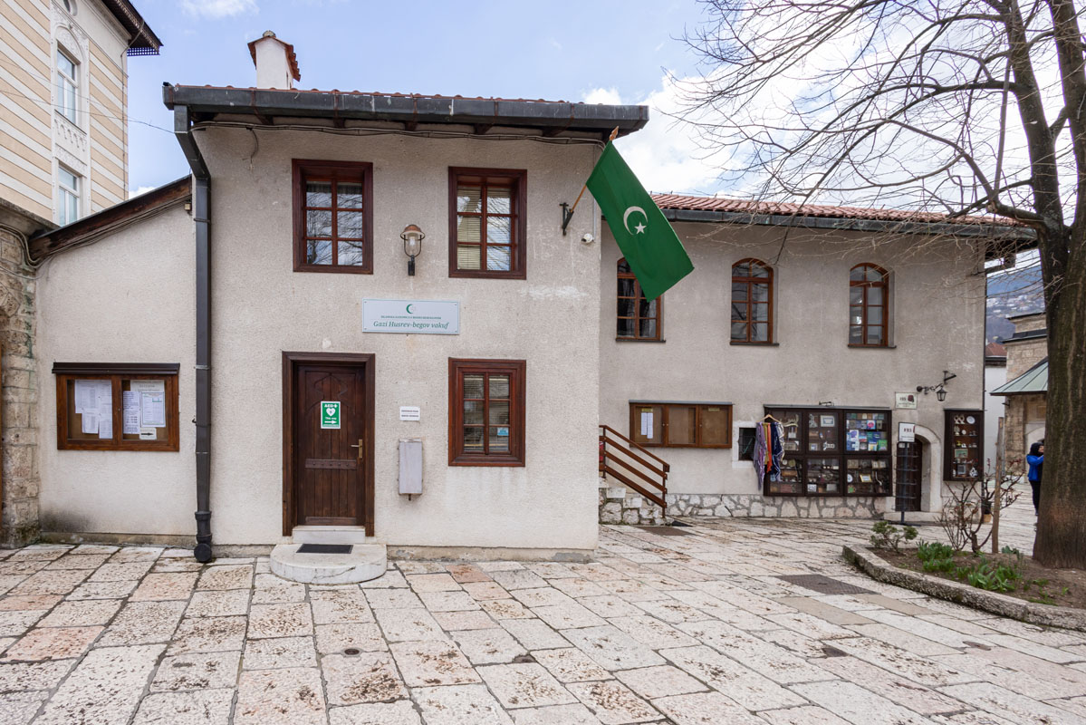 Gazi Husrev-begov mekteb